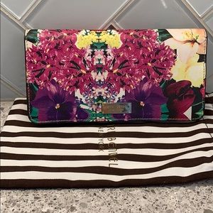 Henri Bendel floral print wallet